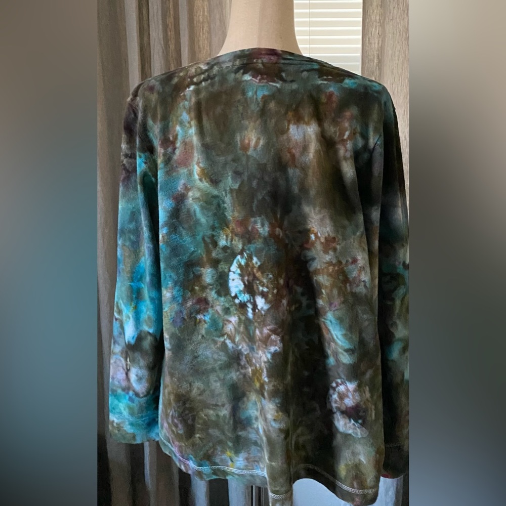 Liz wear Customized Tie Dye French Terry Top - XL - Picture 3 of 5